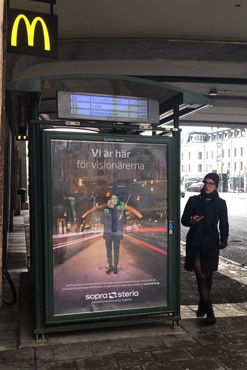 Stortavla Sopra Steria busshållplats vid Centralen